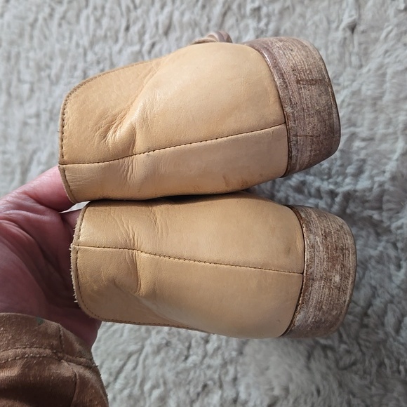 Elegant Cream Women's Shoes - Picture 8 of 10